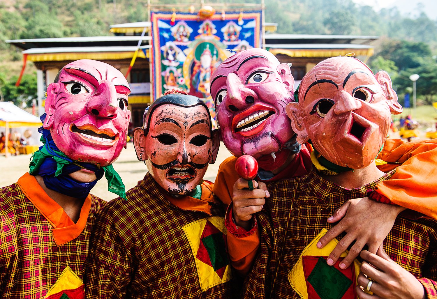 Lhuentse_027_festival_Michael_Marquand